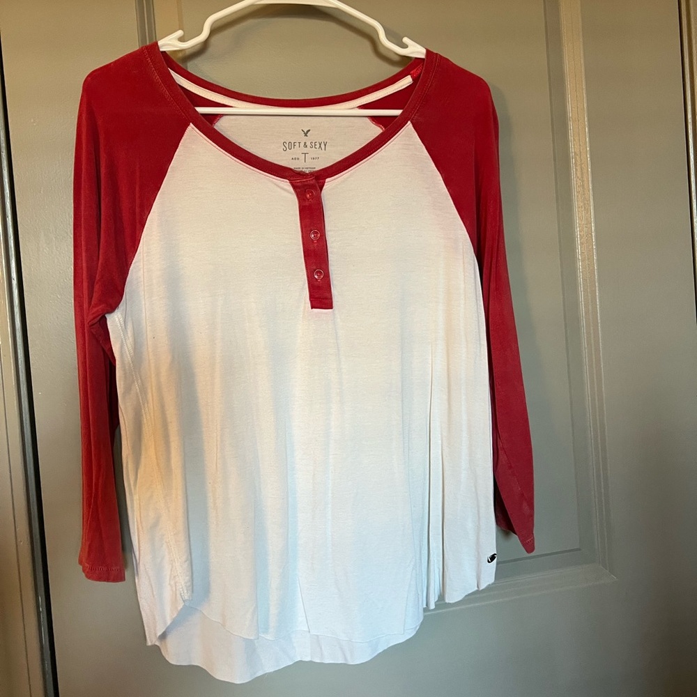 American Eagle top